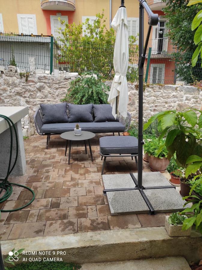 Podvrsina1A Rosa Villa Preko Ngoại thất bức ảnh