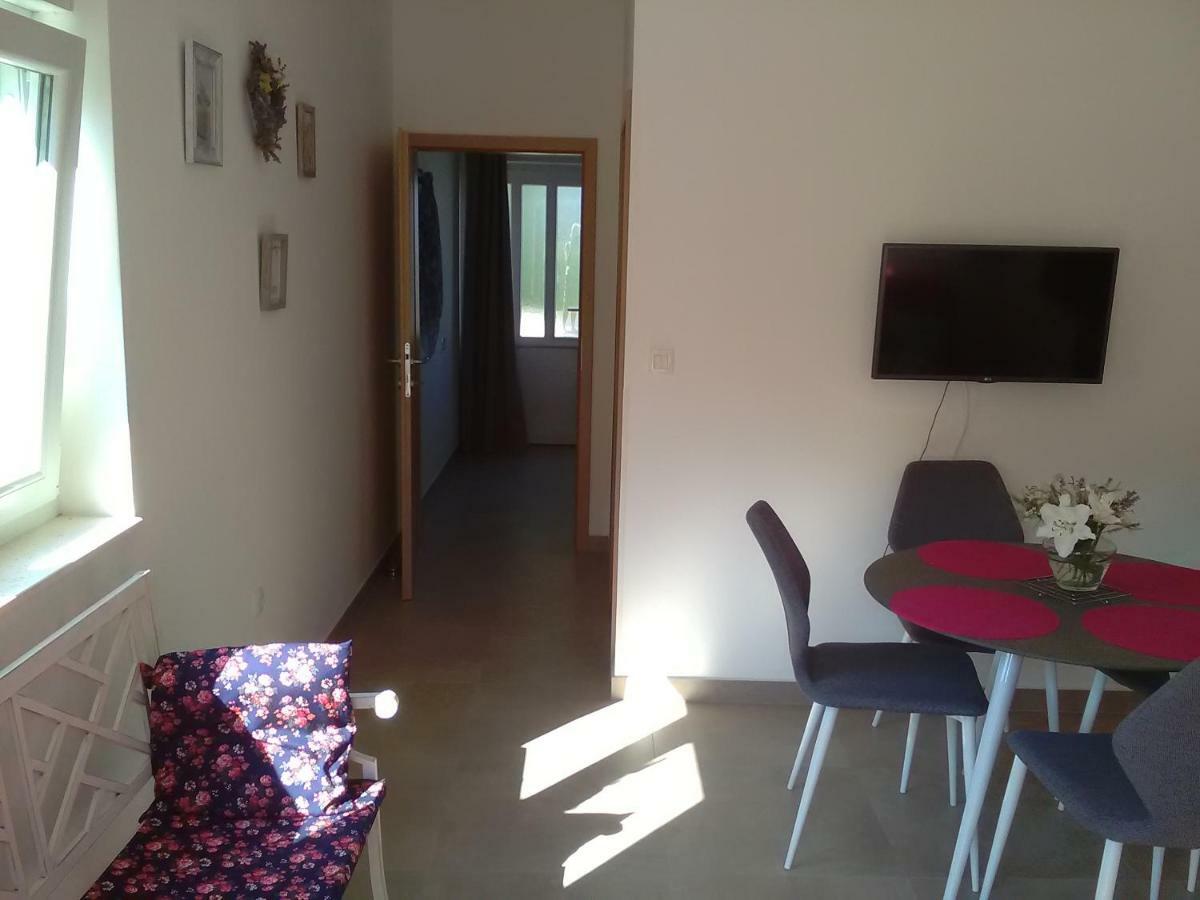 Podvrsina1A Rosa Villa Preko Ngoại thất bức ảnh